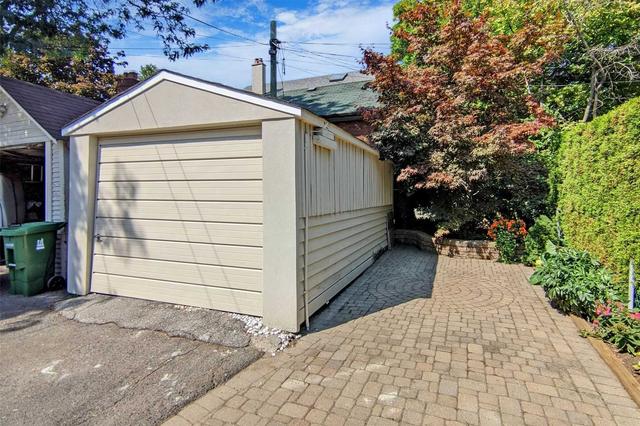 556 Davisville Ave, House detached with 3 bedrooms, 2 bathrooms and 2 parking in Toronto ON | Image 19