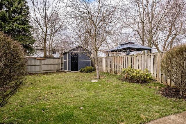 246 Golden Orchard Drive, House semidetached with 3 bedrooms, 1 bathrooms and 3 parking in Hamilton ON | Image 41
