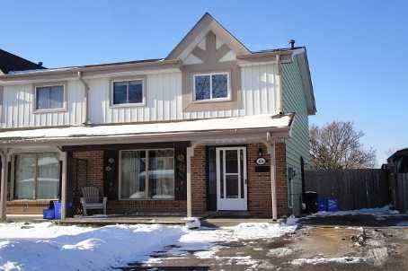 404 Fleetwood Dr, House semidetached with 4 bedrooms, 3 bathrooms and 4 parking in Oshawa ON | Image 1