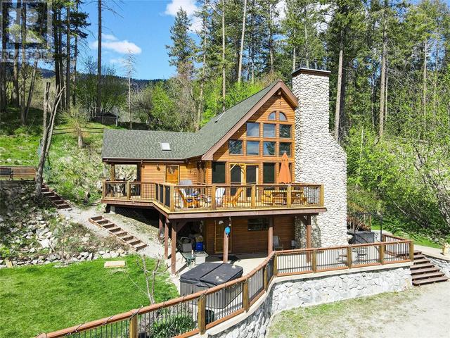9434 Hodges Road, House detached with 5 bedrooms, 3 bathrooms and 6 parking in Central Okanagan West BC | Image 1