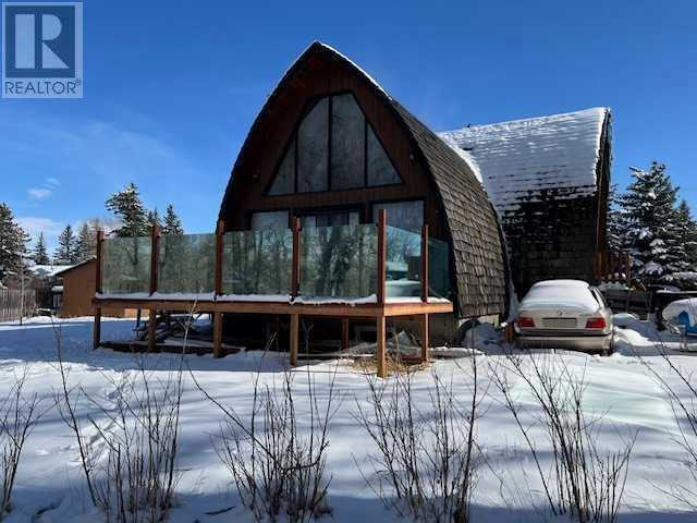 1119 Church Avenue, House detached with 3 bedrooms, 3 bathrooms and 4 parking in Pincher Creek AB | Image 1