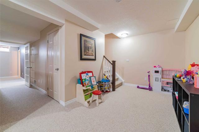 30 Carere Cres, House detached with 4 bedrooms, 4 bathrooms and 6 parking in Guelph ON | Image 17