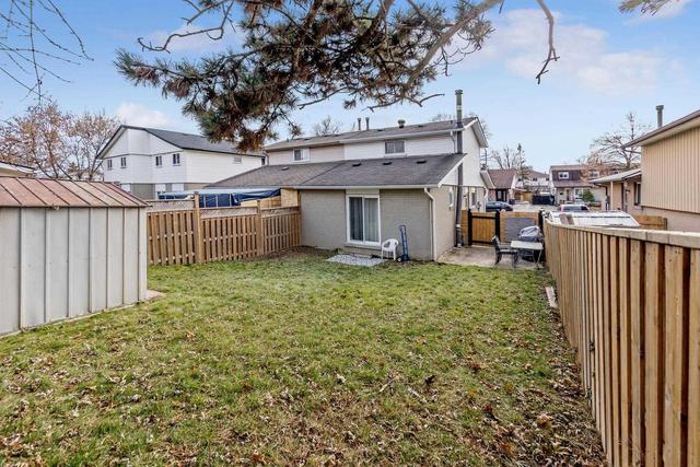 20 Tindale Rd, House semidetached with 3 bedrooms, 3 bathrooms and 2 parking in Brampton ON | Image 10
