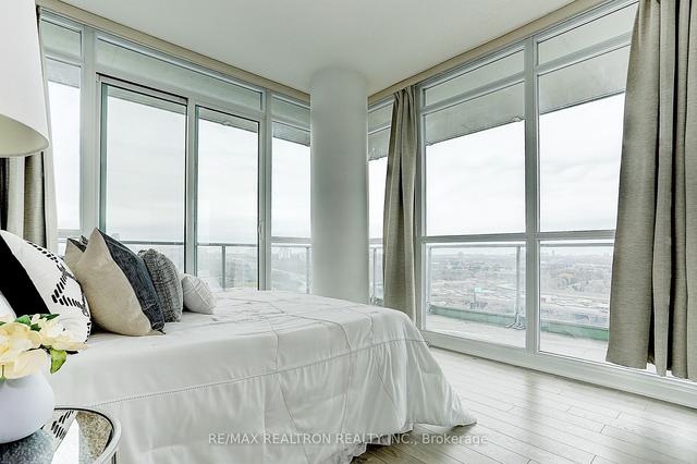 2111 - 29 Singer Crt, Condo with 2 bedrooms, 2 bathrooms and 1 parking in Toronto ON | Image 16