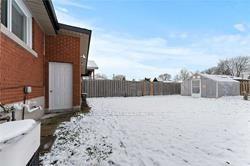 864 Upper Ottawa St, House detached with 3 bedrooms, 1 bathrooms and 2 parking in Hamilton ON | Image 7