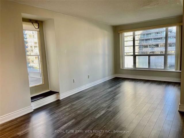 811 - 909 Bay St, Condo with 1 bedrooms, 1 bathrooms and 1 parking in Toronto ON | Image 5