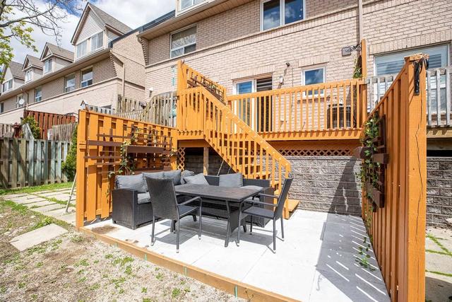 32 - 80 Strathaven Dr, Townhouse with 3 bedrooms, 3 bathrooms and 2 parking in Mississauga ON | Image 10