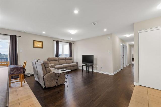 11 - 345 Tribeca Private, Condo with 3 bedrooms, 2 bathrooms and 1 parking in Ottawa ON | Image 8