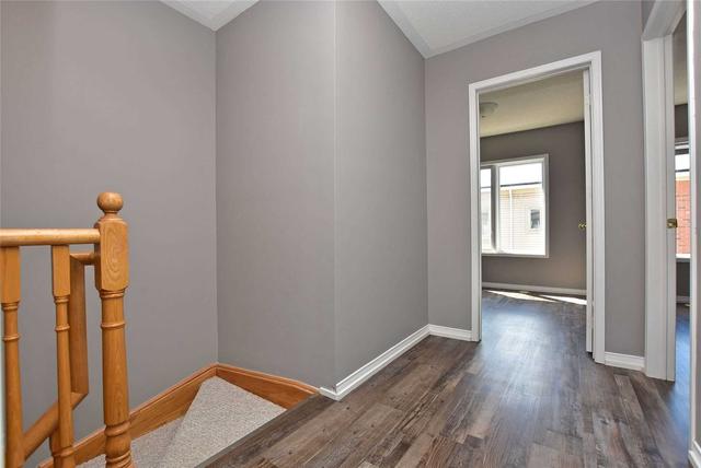 02 - 129 Tenth St, Townhouse with 3 bedrooms, 2 bathrooms and 2 parking in Toronto ON | Image 5