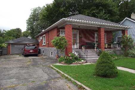 86 Twenty Third St, House detached with 2 bedrooms, 2 bathrooms and 4 parking in Toronto ON | Image 1