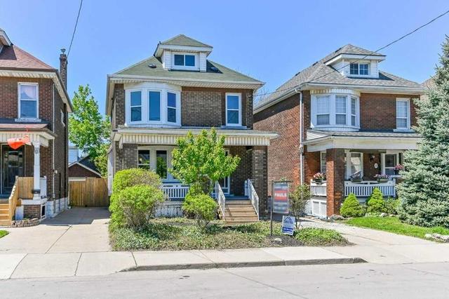 155 Balsam Ave N, House detached with 4 bedrooms, 2 bathrooms and 2 parking in Hamilton ON | Image 1