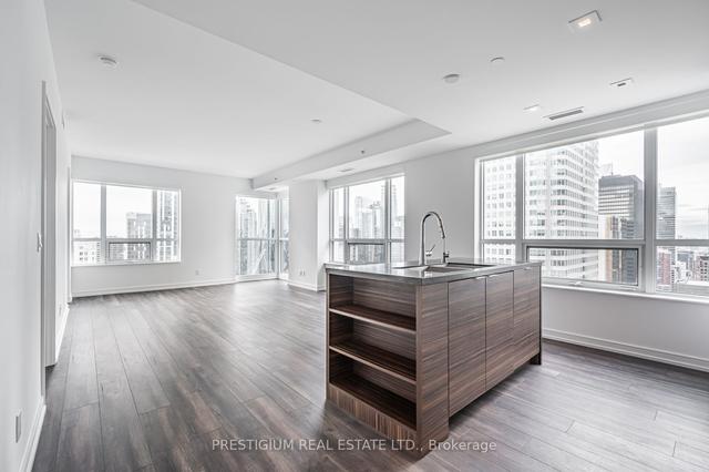 2909 - 88 Scott St, Condo with 2 bedrooms, 2 bathrooms and 1 parking in Toronto ON | Image 12