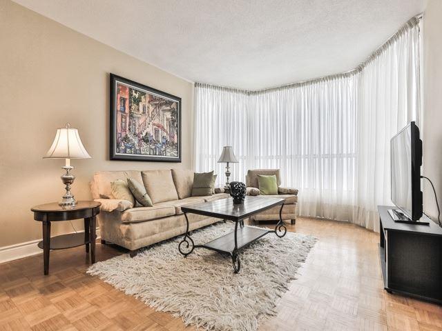 1003 - 1333 Bloor St E, Condo with 2 bedrooms, 2 bathrooms and 1 parking in Mississauga ON | Image 3