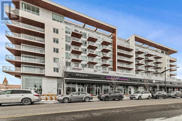 401, - 8445 Broadcast Avenue Sw, Condo with 2 bedrooms, 2 bathrooms and 1 parking in Calgary AB | Image 3