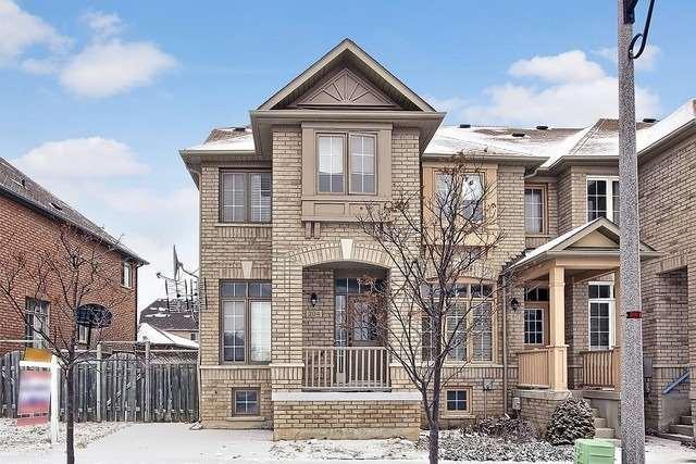 204 Bur Oak Ave, House attached with 4 bedrooms, 4 bathrooms and 2 parking in Markham ON | Image 1
