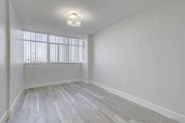 2308 - 3100 Kirwin Ave, Condo with 3 bedrooms, 2 bathrooms and 2 parking in Mississauga ON | Image 20
