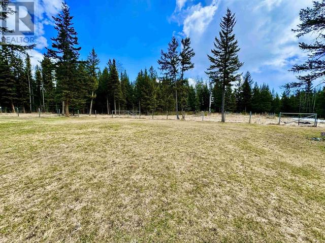 6823 Fricke Road, House detached with 2 bedrooms, 2 bathrooms and null parking in Cariboo L BC | Image 22