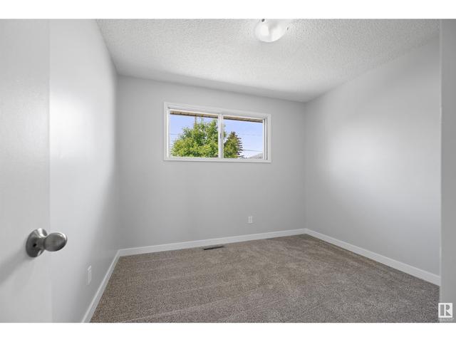 8330 164 St Nw, House detached with 5 bedrooms, 2 bathrooms and 4 parking in Edmonton AB | Image 16