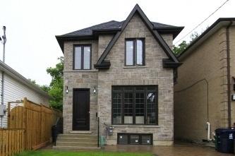 1013 Cosburn Ave, House detached with 4 bedrooms, 5 bathrooms and 2 parking in Toronto ON | Image 1
