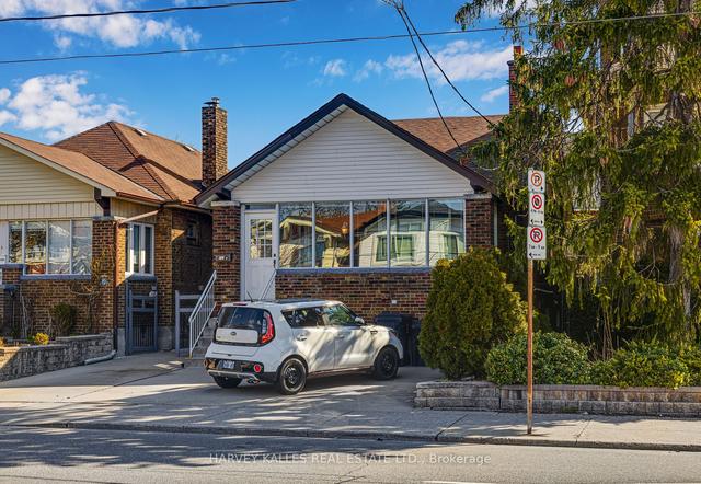 723 Coxwell Ave, House detached with 2 bedrooms, 2 bathrooms and 2 parking in Toronto ON | Image 11