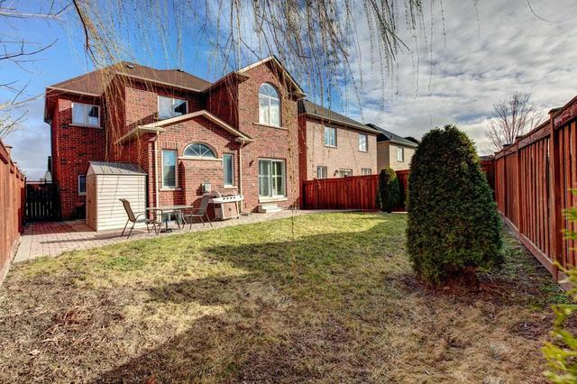 77 Maurier Blvd, House detached with 4 bedrooms, 4 bathrooms and 4 parking in Vaughan ON | Image 33