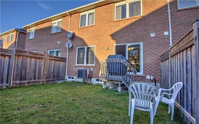 936 Hasselfeldt Hts, House attached with 3 bedrooms, 4 bathrooms and 1 parking in Milton ON | Image 19