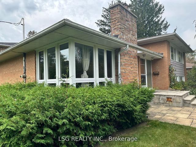 59 Ravenscroft Circ, House detached with 3 bedrooms, 3 bathrooms and 4 parking in Toronto ON | Image 22