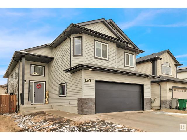9606 83 Av, House detached with 5 bedrooms, 3 bathrooms and null parking in Morinville AB | Image 3
