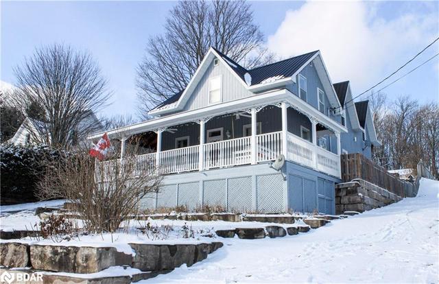 8 Bend Street, House detached with 3 bedrooms, 2 bathrooms and 6 parking in Kawartha Lakes ON | Image 11