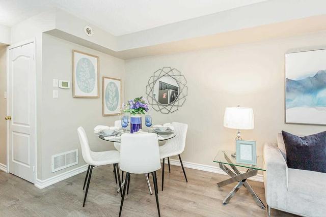 18 - 2579 Sixth Line, Townhouse with 2 bedrooms, 2 bathrooms and 1 parking in Oakville ON | Image 3