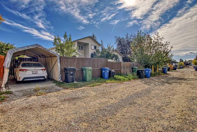 156 Deerview Way Se, Home with 3 bedrooms, 1 bathrooms and 1 parking in Calgary AB | Image 44