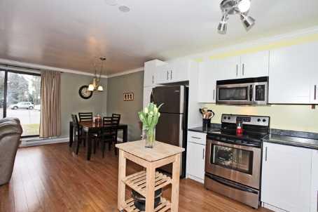 43 - 1016 Falgarwood Dr, Townhouse with 3 bedrooms, 1 bathrooms and 1 parking in Oakville ON | Image 3