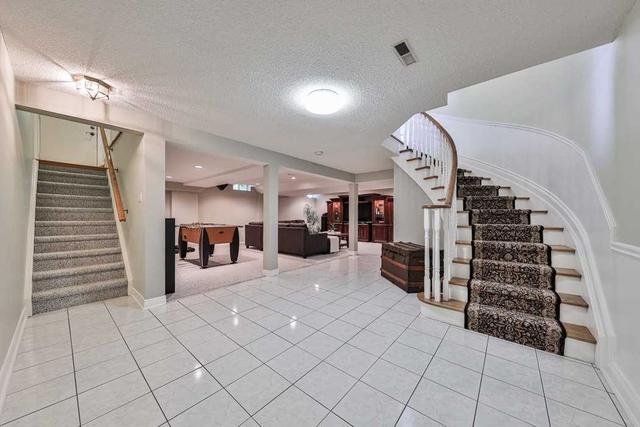 2140 Winding Woods Dr, House detached with 4 bedrooms, 4 bathrooms and 6 parking in Oakville ON | Image 19