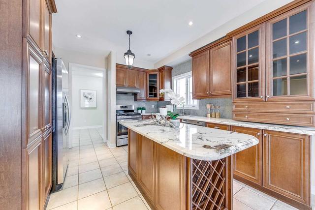 1030 Lonsdale Lane, House detached with 4 bedrooms, 4 bathrooms and 4 parking in Oakville ON | Image 4