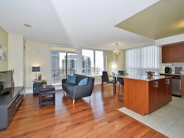 804 - 1060 Sheppard Ave W, Condo with 2 bedrooms, 2 bathrooms and 1 parking in Toronto ON | Image 17