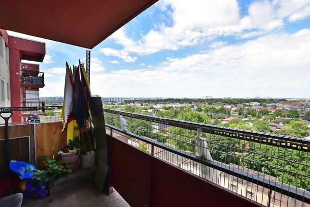 1103 - 200 Lotherton Ptwy, Condo with 2 bedrooms, 1 bathrooms and 1 parking in Toronto ON | Image 6