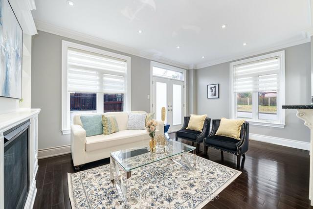 39a Wolcott Ave, House detached with 4 bedrooms, 5 bathrooms and 2 parking in Toronto ON | Image 8