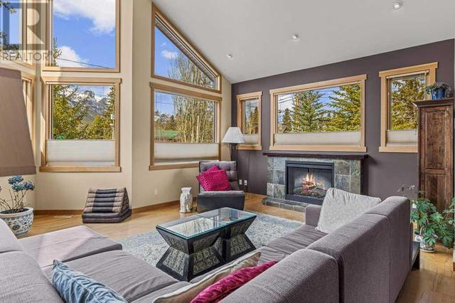 506 5 Avenue, House semidetached with 4 bedrooms, 2 bathrooms and 4 parking in Canmore AB | Image 4