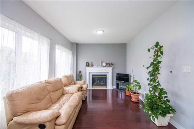 1346 Corm St, House detached with 4 bedrooms, 3 bathrooms and 4 parking in Innisfil ON | Image 6