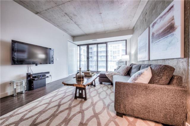 717 - 111 Bathurst St, Condo with 2 bedrooms, 1 bathrooms and null parking in Toronto ON | Image 9