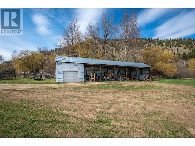 3312 6 Highway, House detached with 3 bedrooms, 2 bathrooms and 10 parking in North Okanagan D BC | Image 58