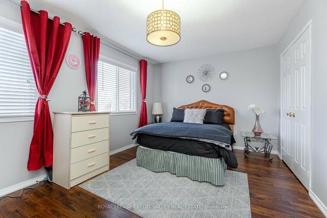 103 Vivians Cres, House detached with 4 bedrooms, 3 bathrooms and 6 parking in Brampton ON | Image 21
