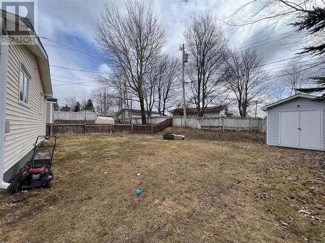 6 Gately Street, House other with 3 bedrooms, 1 bathrooms and null parking in Grand Falls-Windsor NL | Image 4
