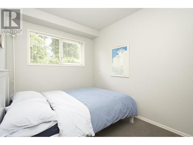 1281 Mcbride Street, House detached with 4 bedrooms, 2 bathrooms and 2 parking in North Vancouver BC | Image 12