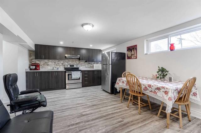 191 Crocus Dr, House detached with 3 bedrooms, 3 bathrooms and 5 parking in Toronto ON | Image 17