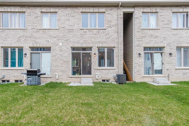30 Goulston St, House attached with 3 bedrooms, 3 bathrooms and 3 parking in Brampton ON | Image 27