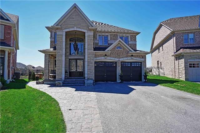 27 Glenheron Cres, House detached with 4 bedrooms, 4 bathrooms and 4 parking in Vaughan ON | Image 2