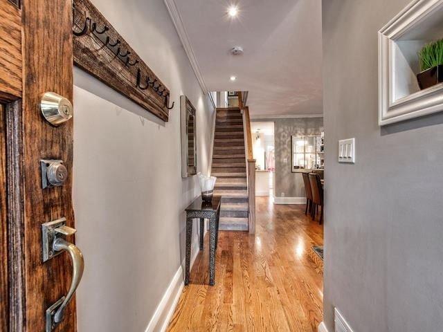 365 Davisville Ave E, House semidetached with 3 bedrooms, 2 bathrooms and null parking in Toronto ON | Image 3