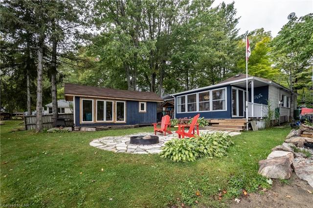 1192 North Kahshe Lake Road, House detached with 3 bedrooms, 1 bathrooms and 4 parking in Gravenhurst ON | Image 27