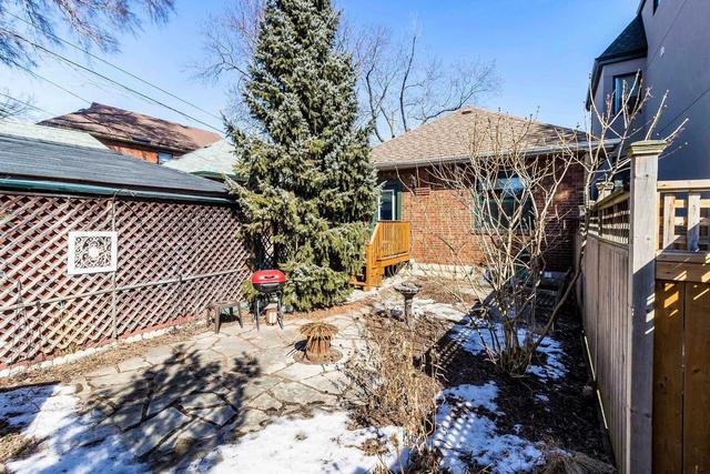 78 Superior Ave, House detached with 2 bedrooms, 2 bathrooms and 2 parking in Toronto ON | Image 20